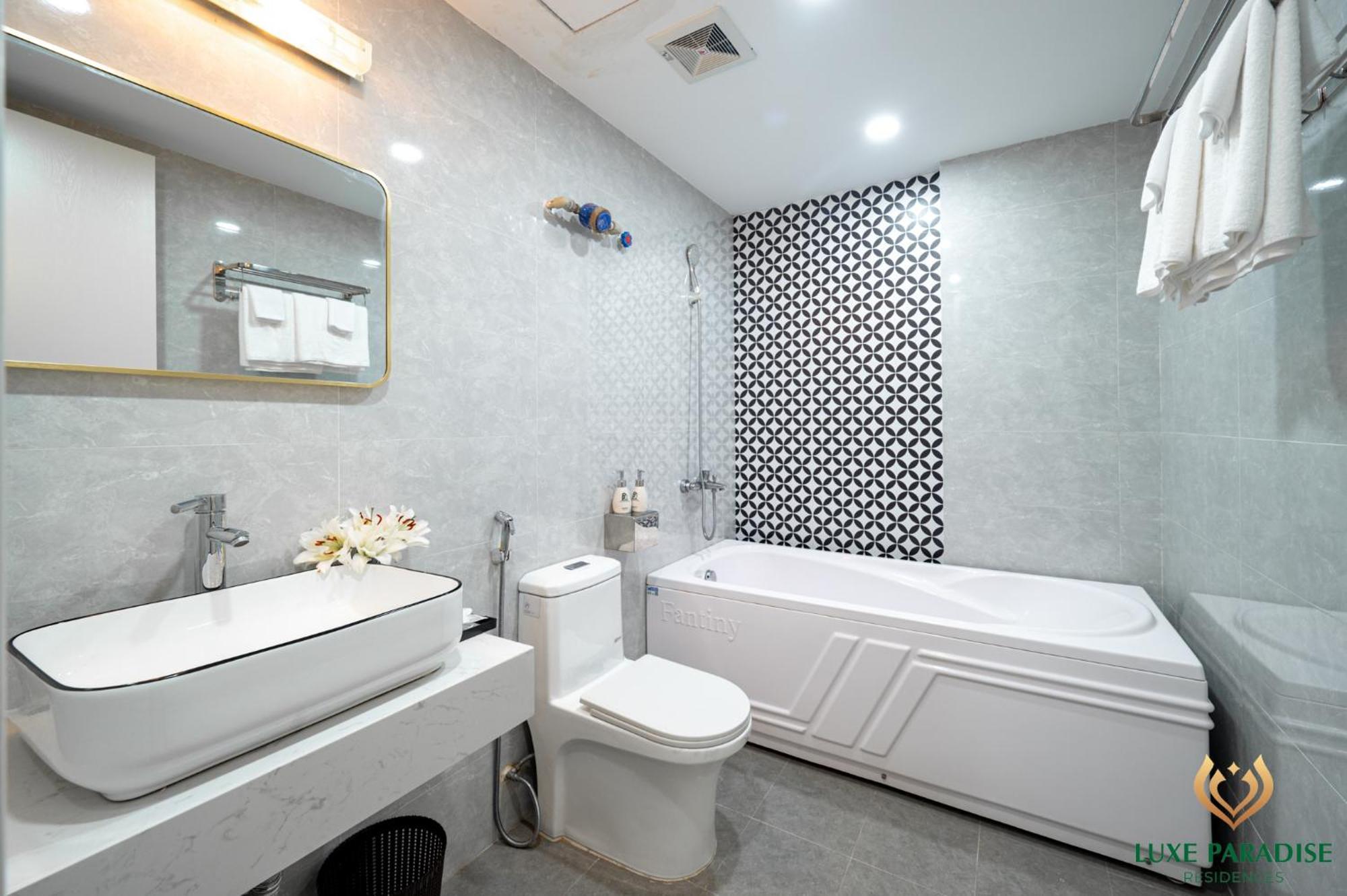 Luxe Paradise Residence 76 To Ngoc Van Hanoi Zewnętrze zdjęcie